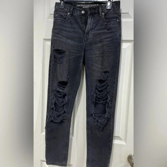 American Eagle Outfitters Women’s Size 0 Mom Jean Black Ripped Regular Length - Picture 1 of 7